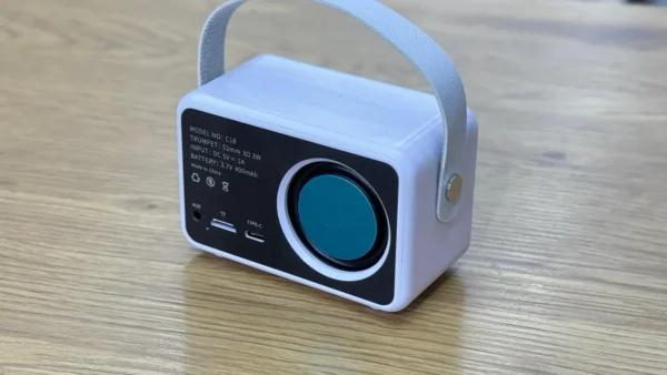 Retro Dizaynlı Bənövşəyi FM Radiolu Bluetooth Mini Səsucaldıcı - Grido hədiyyə mağazası