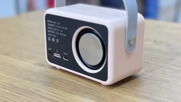 Retro Dizaynlı Narıncı FM Radiolu Bluetooth Mini Səsucaldıcı Retro Dizaynlı Narıncı FM Radiolu Bluetooth Mini Səsucaldıcı - Grido hədiyyə mağazası