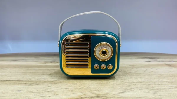 Retro Dizaynlı Yaşıl Bluetooth Mini Radio Səsucaldıcı - Grido hədiyyə mağazası