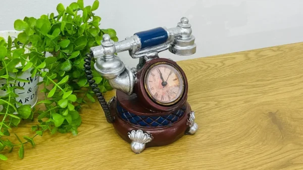 Retro Telefon Dizaynlı Masaüstü Saat ( 16 x 18 sm ) - Grido hədiyyə mağazası