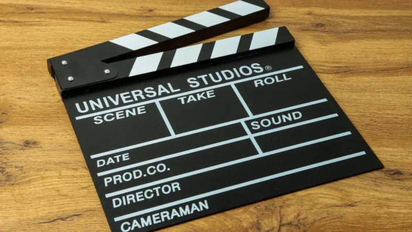 Universal Studios Film Klapan - Grido hədiyyə mağazası