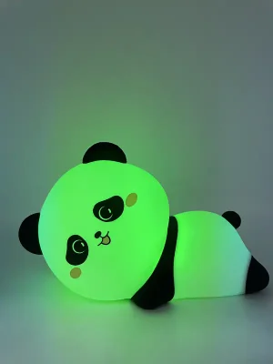 🐼 Uzanan panda silikon lampa – Rahatlığın və Şirinliyin Bir Arada Olduğu İşıq ✨ Evinizdə istilik, rahatlıq və mükəmməl bir dekor yaratmaq istəyirsiniz? Uzanan panda silikon lampa yumşaq teksturası, göz yormayan işıqlandırması və şirin dizaynı ilə sizi valeh edəcək! 💖 💡 Xüsusiyyətlər: ✅ Material: Yumşaq, ekoloji təmiz və zərərsiz silikon – toxunuşda inanılmaz rahat hiss yaradır. ✅ İşıqlandırma: Gözləri yormayan və gecələr rahat atmosfer yaradan LED işıq texnologiyası. ✅ Şarj İmkanı: 🔋 USB naqillə enerji yığdıqdan sonra naqilsiz istifadə imkanı ✅ Dizayn: Şirin və minimal uzanan panda forması ilə hər yaş qrupuna uyğun dekorativ element. ✅ Ölçü: 10 sm x 16 sm – istənilən məkanda asan yerləşdirilə bilən kompakt dizayn. 🎀 Niyə Seçməlisiniz? 🌙 Rahat və isti işıqlandırma – Yataq otağında, iş stolunda və ya uşaq otağında mükəmməl atmosfer yaradır. 💖 Xüsusi hədiyyə seçimi – 8 Mart, ad günləri, Sevgililər Günü və digər özəl günlər üçün unikal və mənalı hədiyyə. 🖤 Stress azaldan toxunuş – Yumşaq silikon quruluşu ilə oynamaq və sıxmaq üçün ideal, sizi rahatlaşdıracaq. 🏡 Dekorativ və funksional – Həm sevimli panda dizaynı ilə dekorunuzu tamamlayır, həm də gecə lampası kimi istifadə olunur. Özünüz və ya sevdikləriniz üçün bu şirin pandanı indi sifariş edin! 🐼✨